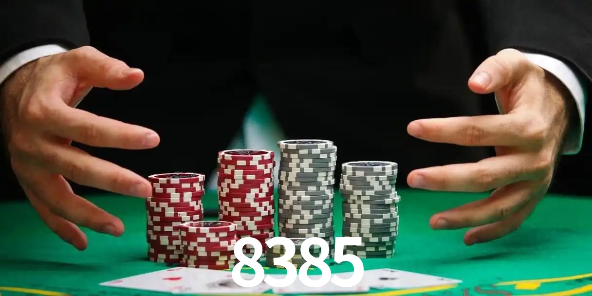 8385